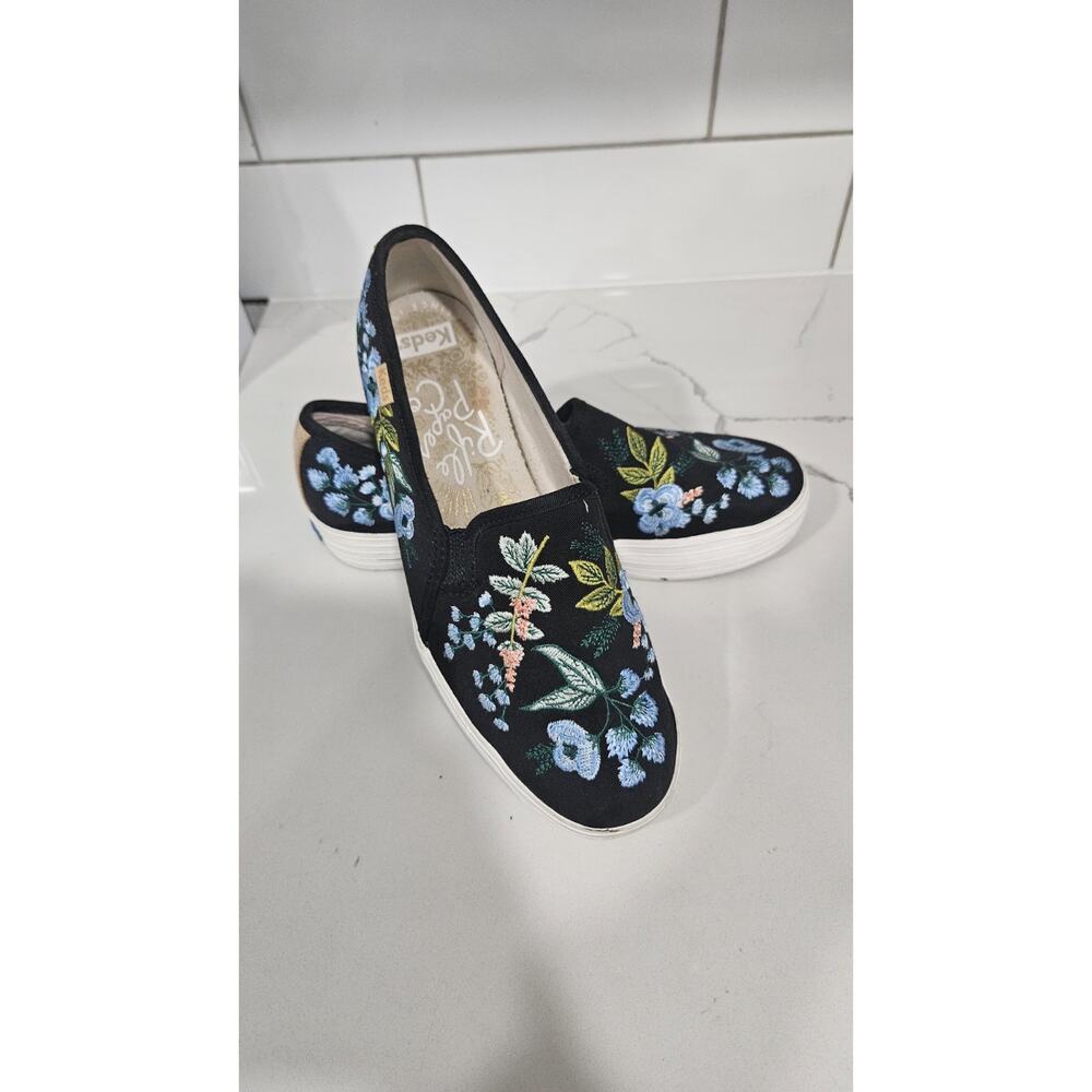 Kids x Rifle Paper Co. Embroidered Floral Slip On Sneakers Size 7.5
